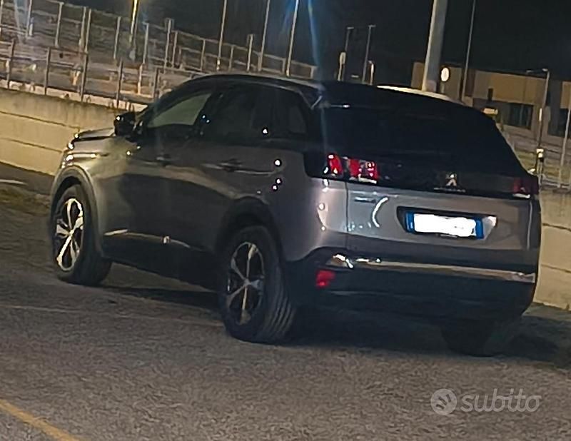 Usata Peugeot 3008 Allure 130 CV (95 kW) 2018 Grigio SUV