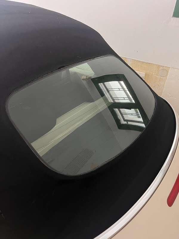 Usata VW New Beetle 102 CV (75 kW) 2006 Giallo Utilitaria