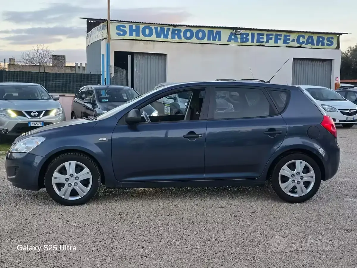 Usata Kia Ceed GT LX 90 CV (66 kW) 2007 Blu Berlina
