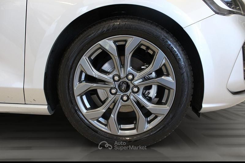 Usata Ford Focus ST-Line 116 CV (85 kW) 2024 Argento Berlina