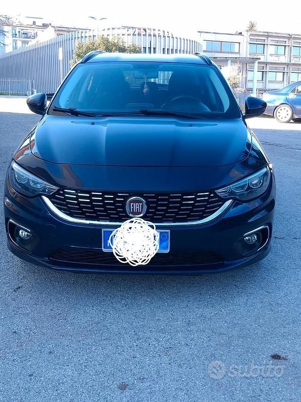 Usata Fiat Tipo Lounge 120 CV (88 kW) 2019 Blu Station wagon