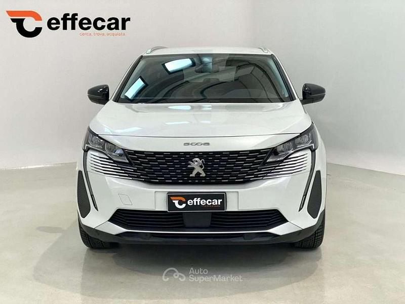 Usata Peugeot 5008 Allure 131 CV (96 kW) 2022 Bianco SUV