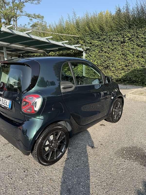Usata Smart ForTwo Coupé 41 kW (56 CV) 2022 Utilitaria