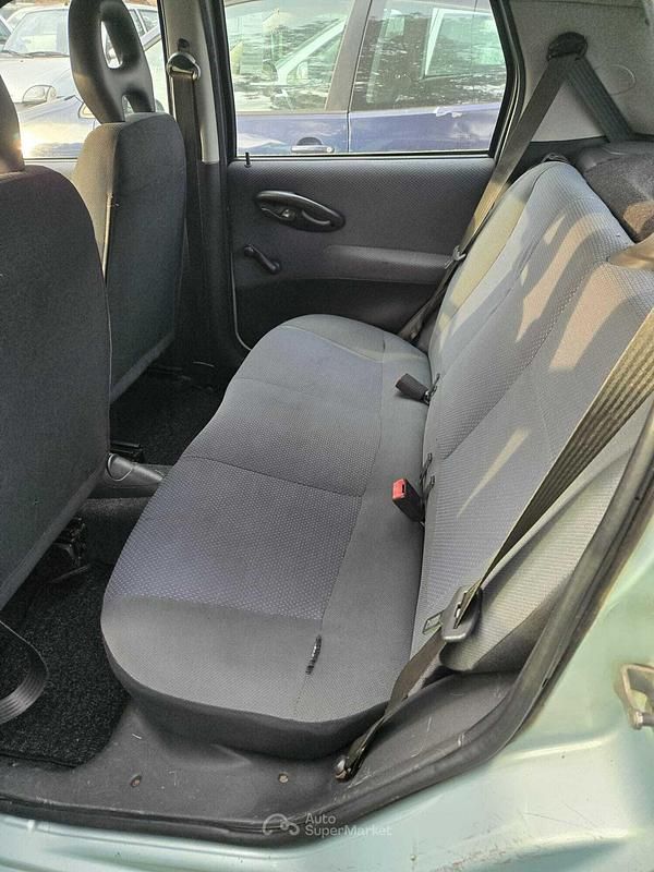Usata Fiat Punto 60 CV (44 kW) 2004 Blu Utilitaria