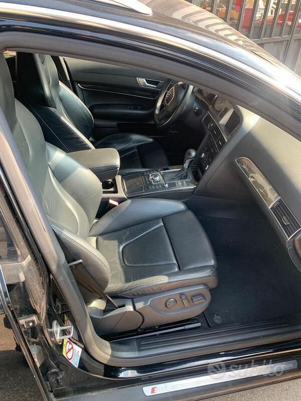 Usata Audi A6 435 CV (319 kW) 2007 Nero Station wagon