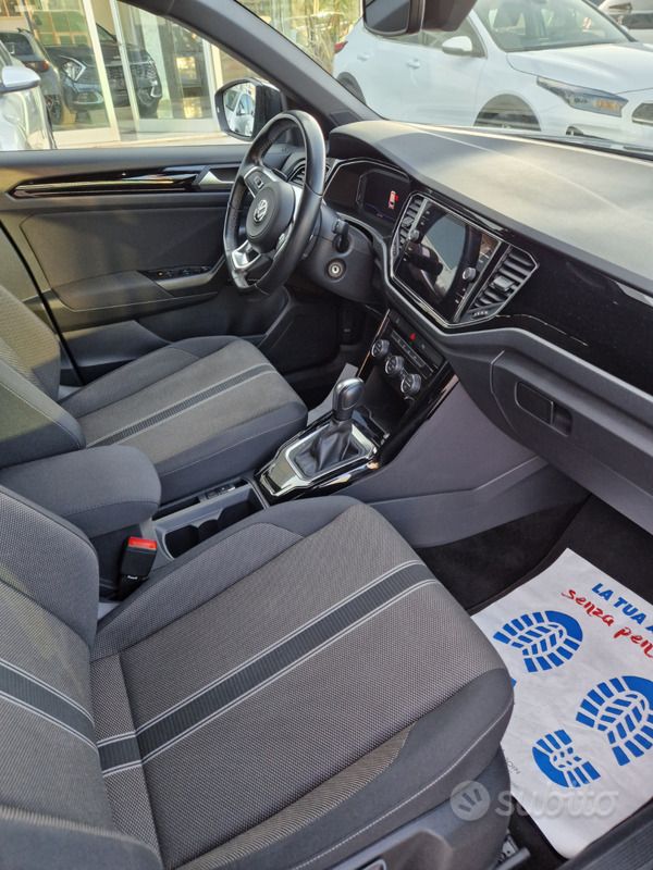 Usata VW T-Roc 150 CV (110 kW) 2020 Grigio SUV