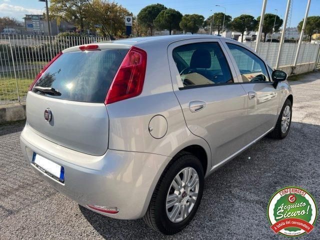 Usata Fiat Punto Lounge 95 CV (69 kW) 2017 Grigio(met.) Utilitaria