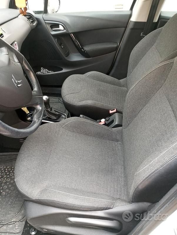 Usata Citroën C3 68 CV (50 kW) 2015 Bianco Berlina