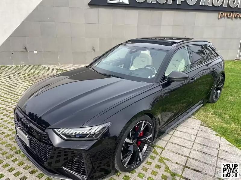 Usata Audi RS6 Ambiente 600 CV (441 kW) 2022 Nero Station wagon