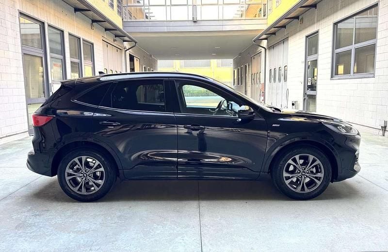Usata Ford Kuga ST-Line 190 CV (139 kW) 2022 Other SUV