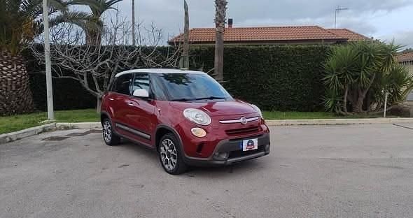 Usata Fiat 500L Trekking 85 CV (62 kW) 2014 Rosso Monovolume