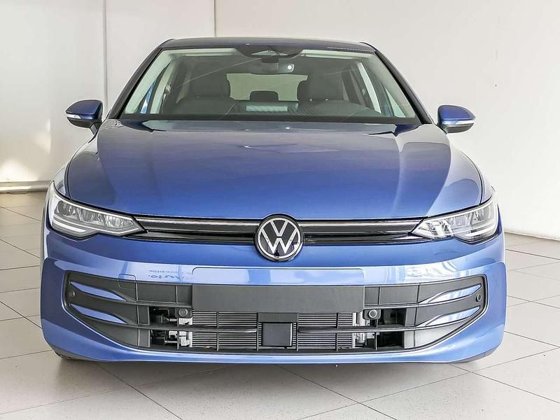 Nuova VW Golf VIII Edition 116 CV (85 kW) 2026 Anemone blue metallizzato Berlina