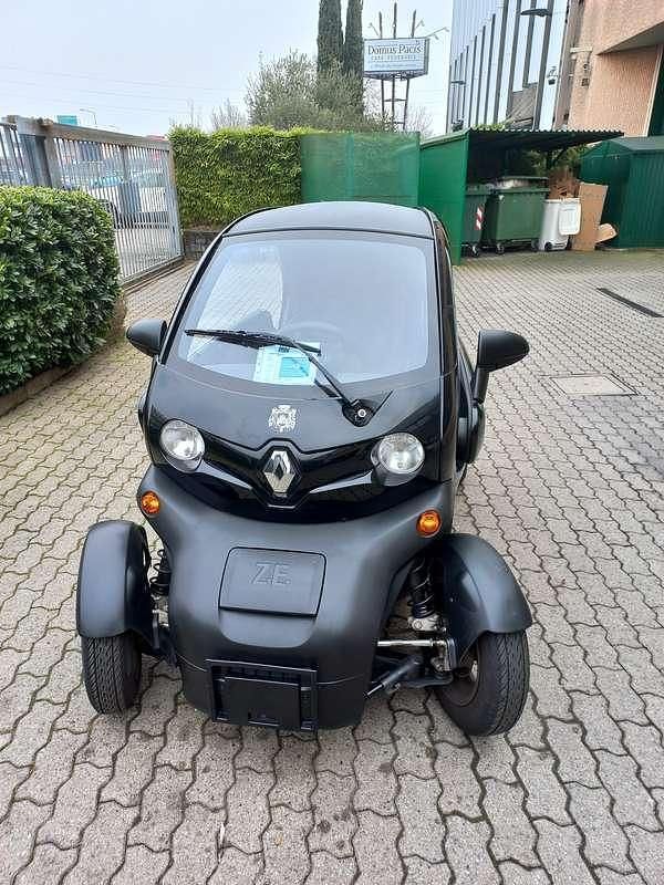 Usata Renault Twizy 8 kW (11 CV) 2018 Nero Utilitaria