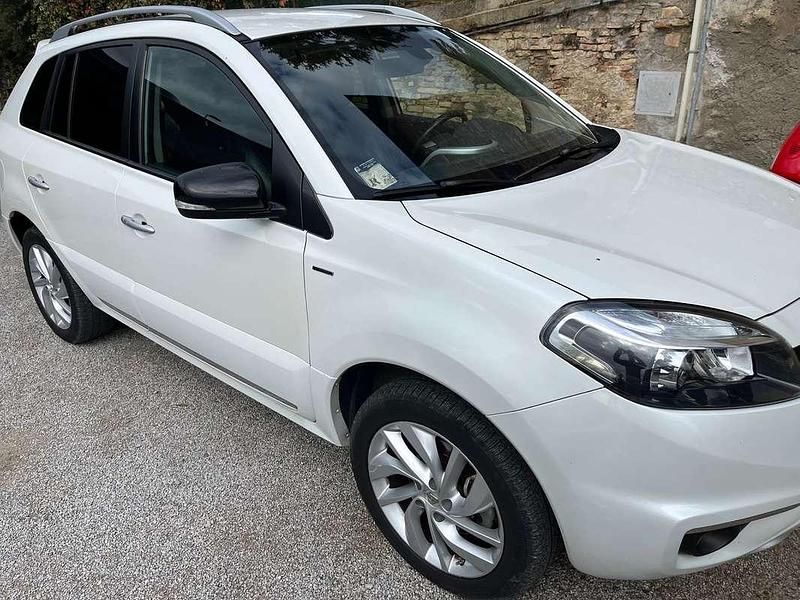 Bianco Usata 2014 Renault Koleos SUV | 6500 € (Buon prezzo) - Immagine 1/4