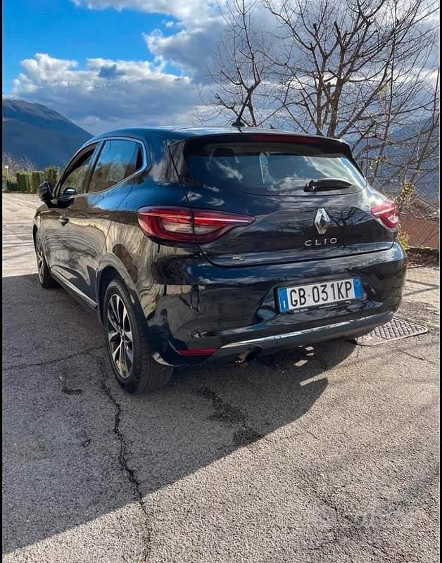 Usata Renault Clio V 100 CV (73 kW) 2020 Berlina