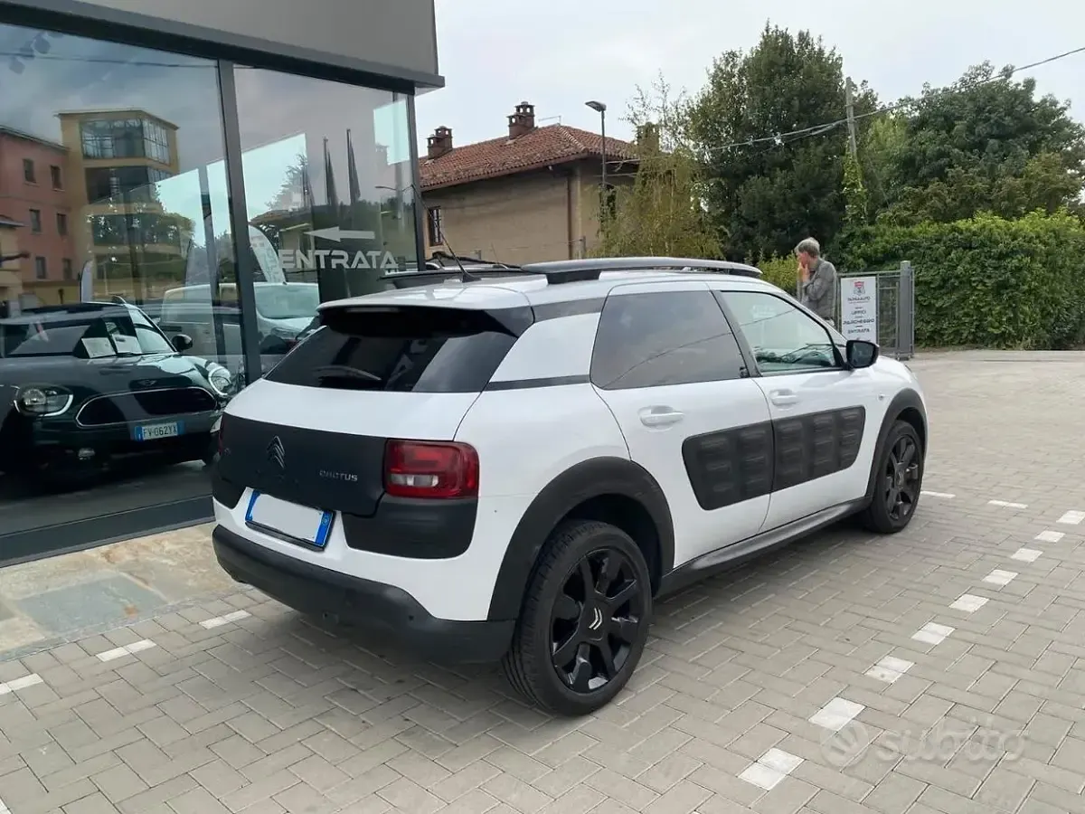 Usata Citroën C4 PureTech 110 CV (80 kW) 2016 Bianco SUV