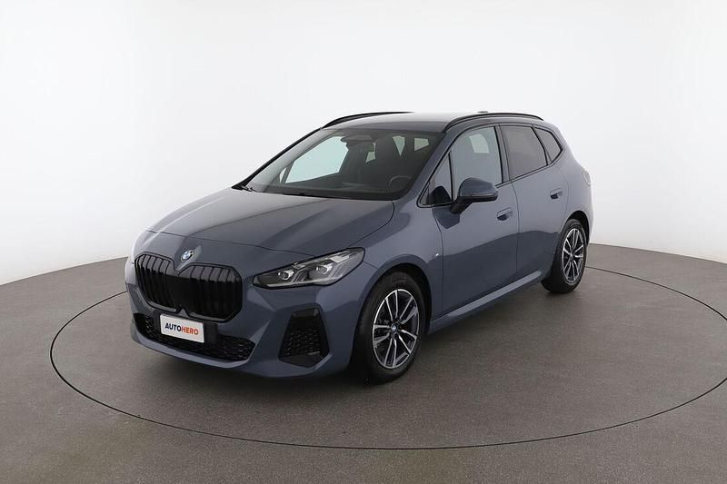 Grigio Usata 2024 BMW 220 Active Tourer M Sport Monovolume | 32.399 € - Immagine 1/4