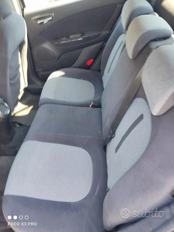 Nero Usata 2009 Fiat Bravo Due volumi | 1200 € (Super prezzo) - Immagine 1/4