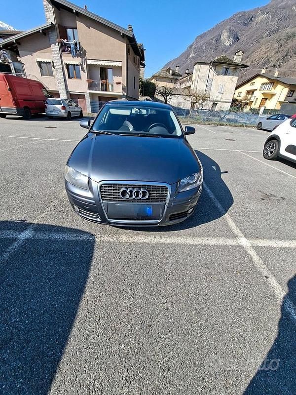 Usata Audi A3 170 CV (125 kW) 2009 Blu Utilitaria