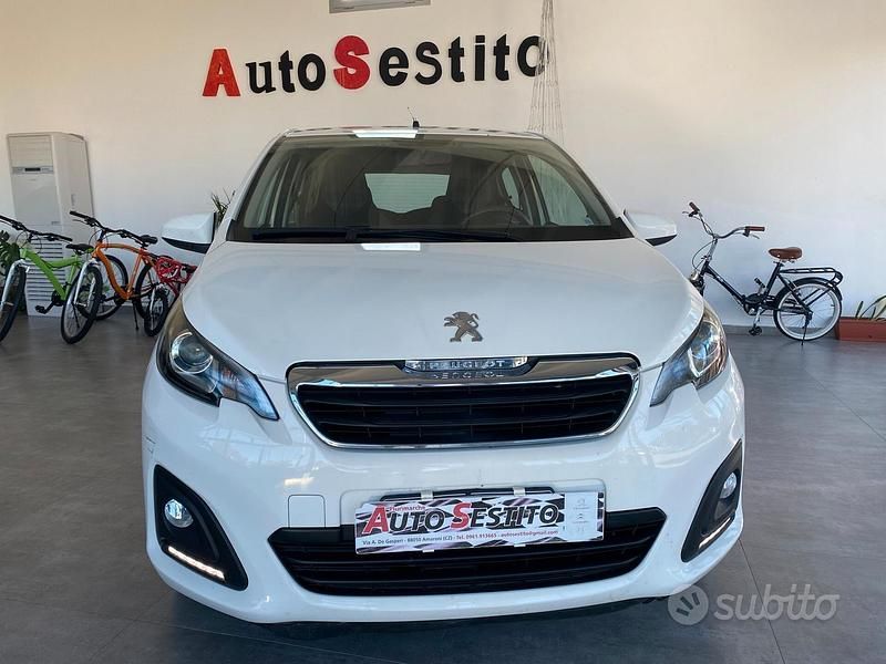 Bianco Usata 2019 Peugeot 108 Active Tre volumi | 9500 € (Buon prezzo) - Immagine 1/4
