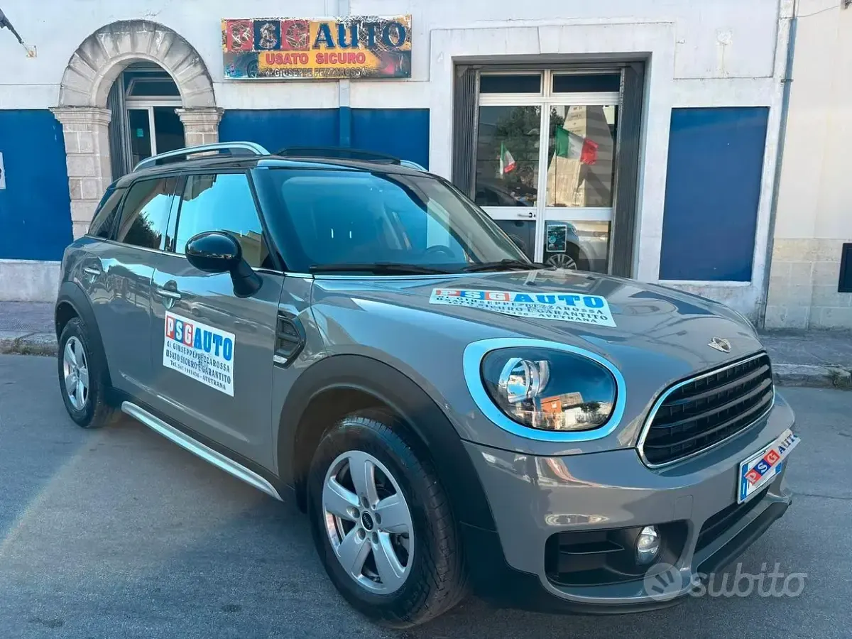 Usata Mini Cooper D Countryman 150 CV (110 kW) 2017 Grigio SUV