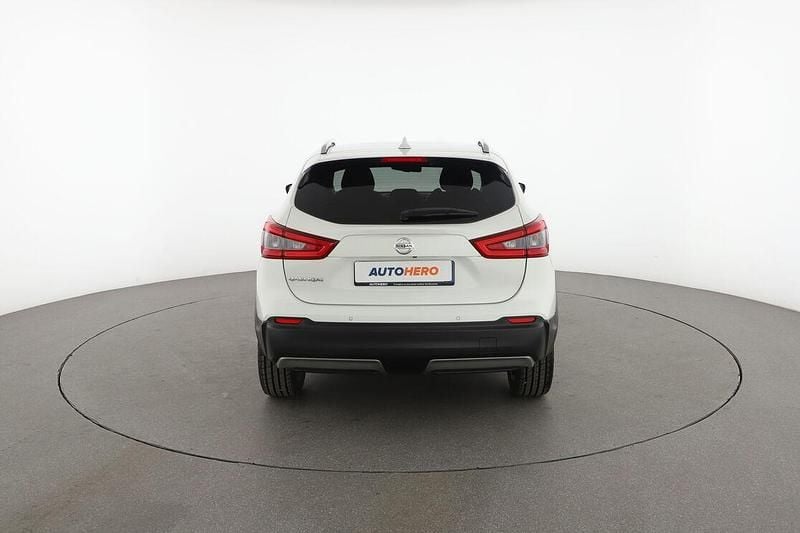 Usata Nissan Qashqai N-Connecta 130 CV (95 kW) 2019 Bianco SUV