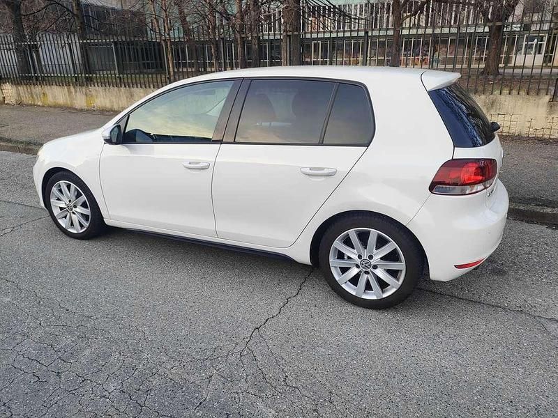 Usata VW Golf VI Highline 122 CV (89 kW) 2011 Bianco Utilitaria