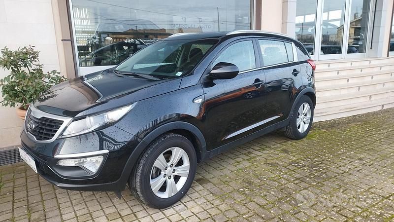 Usata Kia Sportage Active 115 CV (84 kW) 2011 Nero SUV