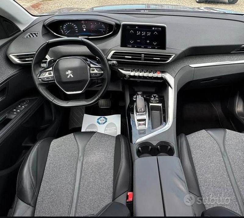 Usata Peugeot 3008 Allure 130 CV (95 kW) 2018 Grigio SUV