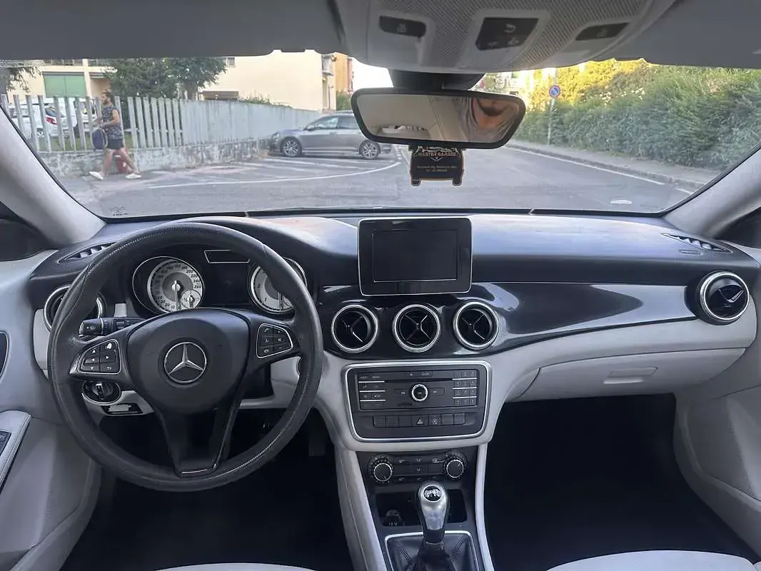 Usata Mercedes CLA200 Shooting Brake Premium 136 CV (100 kW) 2016 Station wagon