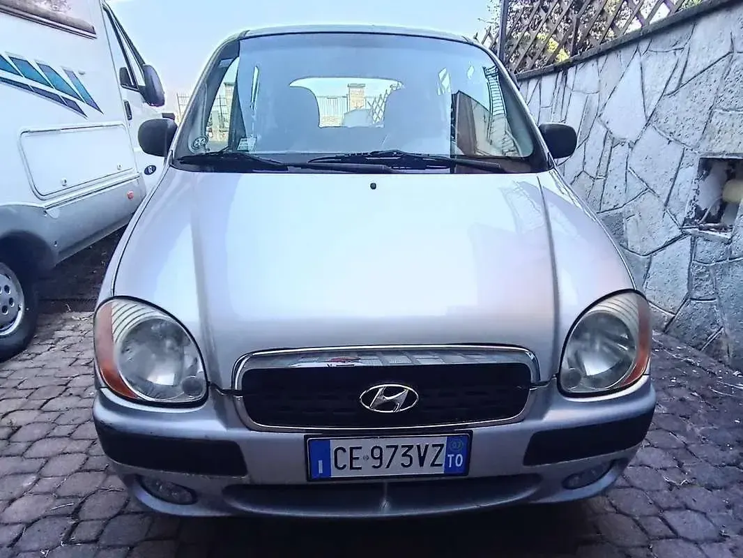 Usata Hyundai Atos Prime 58 CV (42 kW) 2003 Grigio Utilitaria