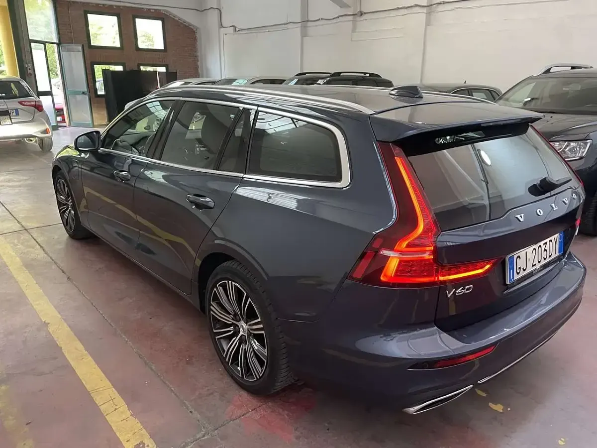 Usata Volvo V60 253 CV (186 kW) 2022 Other Station wagon
