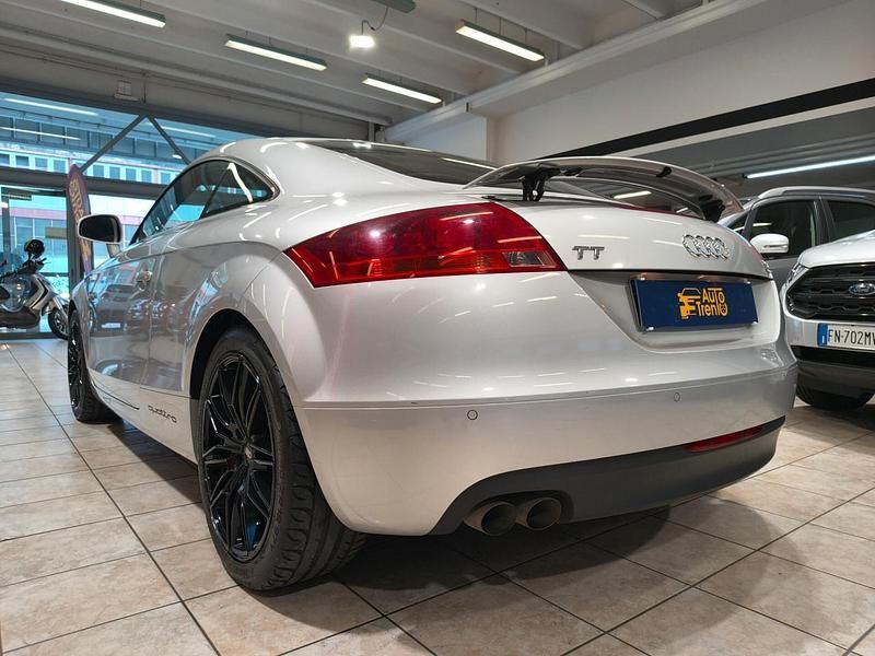 Usata Audi TT Advanced 170 CV (125 kW) 2010 Argento Coupé