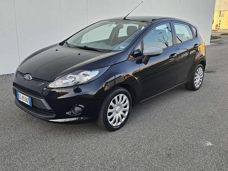 Usata Ford Fiesta Titanium 68 CV (50 kW) 2011 Other Utilitaria