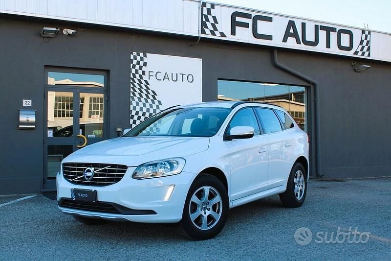 Usata Volvo XC60 Business Edition 163 CV (119 kW) 2013 Bianco SUV
