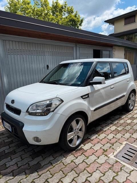 Usata Kia Soul 126 CV (92 kW) 2010 Bianco SUV