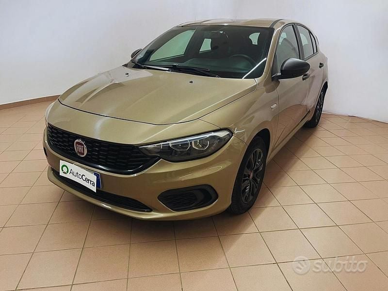 Giallo Usata 2020 Fiat Tipo Street Tre volumi | 10.950 € (Buon prezzo) - Immagine 1/4