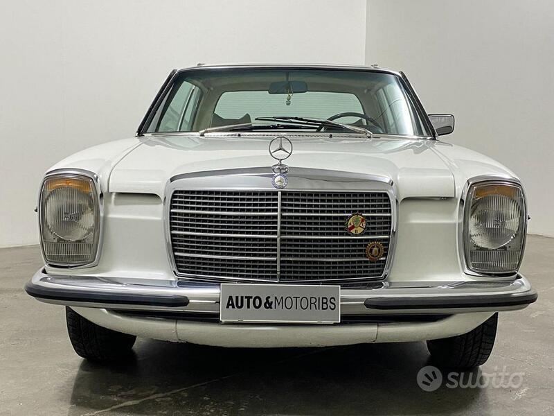 Usato 1970 Mercedes 280 Benzin 177 CV (17.900 €)