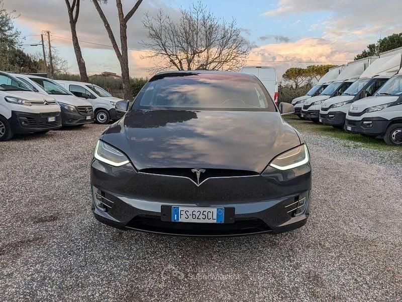 Usata Tesla Model X 158 kW (215 CV) 2018 Blu SUV