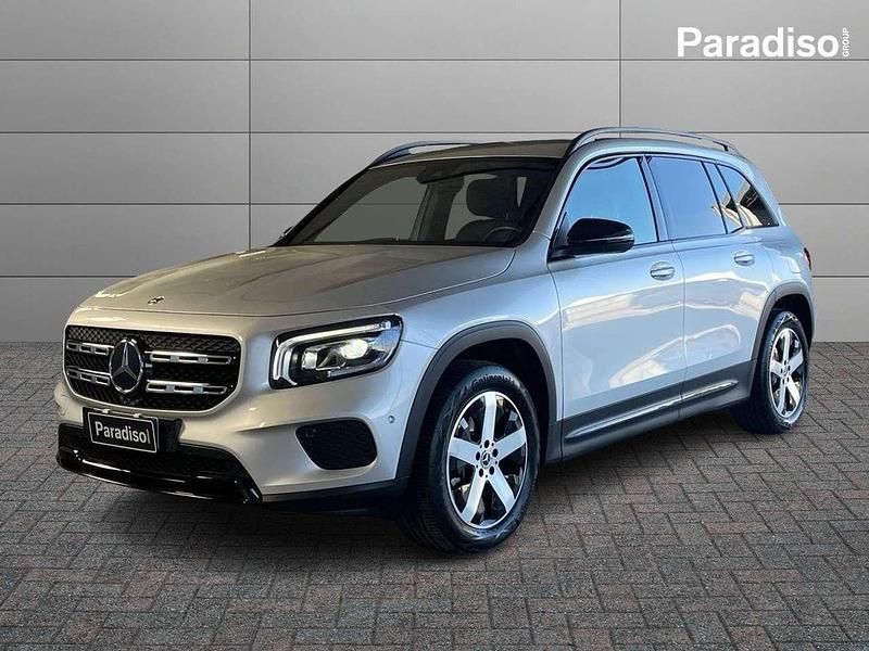 Grigio Usata 2022 Mercedes GLB200 SUV | 35.300 € (Ottimo prezzo) - Immagine 1/4