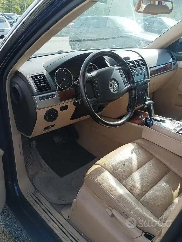 Usata VW Touareg 224 CV (164 kW) 2007 Bluazzurro SUV