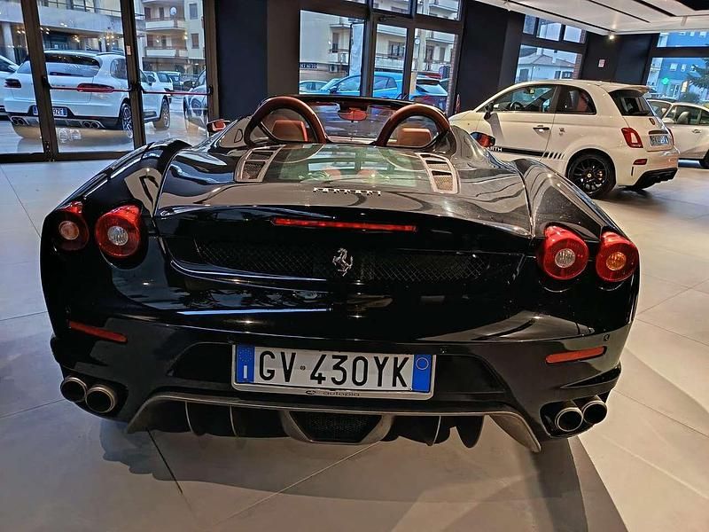 Usata Ferrari F430 489 CV (359 kW) 2008 Nero Cabrio