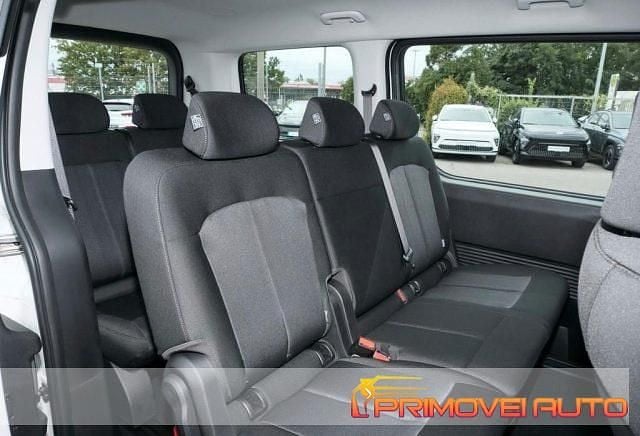 Usata Hyundai Staria Trend 177 CV (130 kW) 2024 Bianco Monovolume