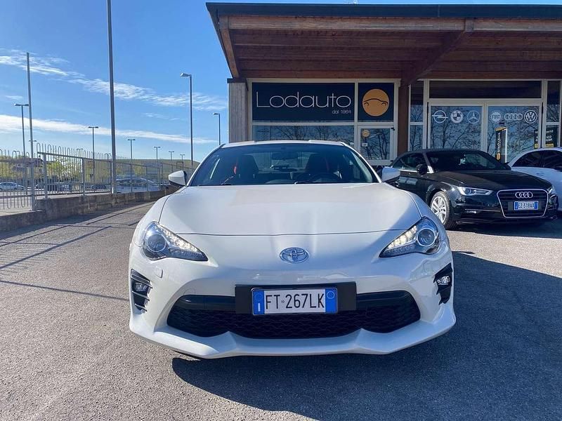 Usata Toyota GT86 Edition 200 CV (147 kW) 2018 Bianco Coupé