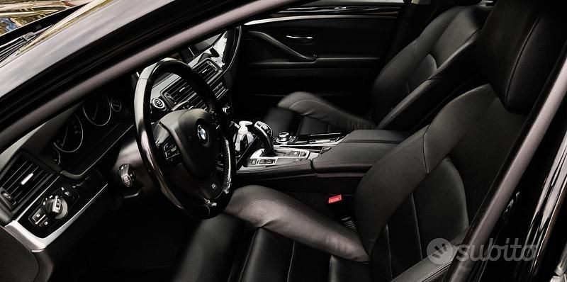 Usata BMW 520 Comfort Edition 184 CV (135 kW) 2011 Nero Station wagon