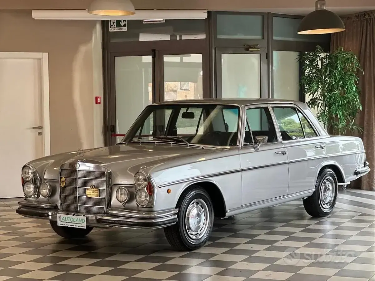 Usata Mercedes 280 155 CV (114 kW) 1970 Berlina