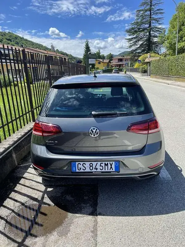 Usata VW Golf VII Business 116 CV (85 kW) 2019 Grigio Berlina