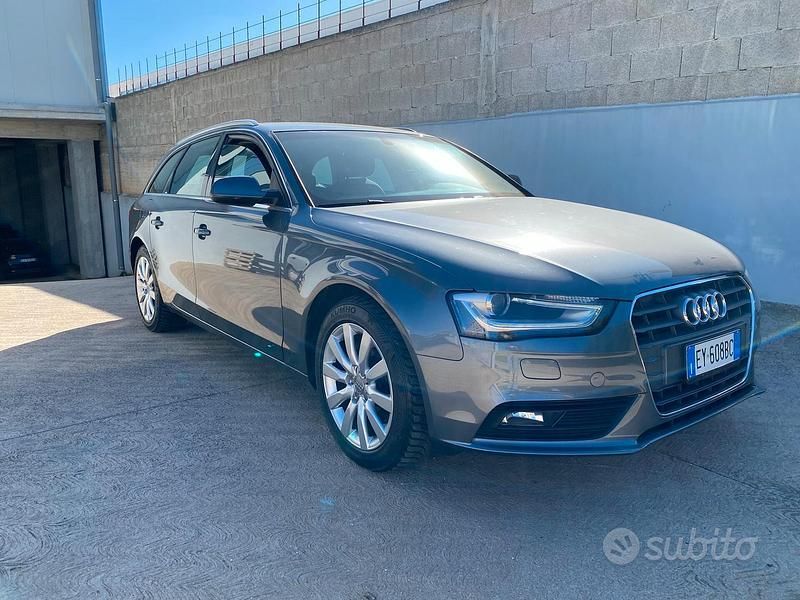 Usata Audi A4 Business 150 CV (110 kW) 2015 Grigio Berlina