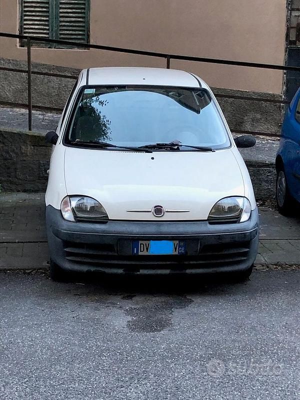 Bianco Usata 2009 Fiat 600 Active Due volumi | 1800 € (Ottimo prezzo) - Immagine 1/4