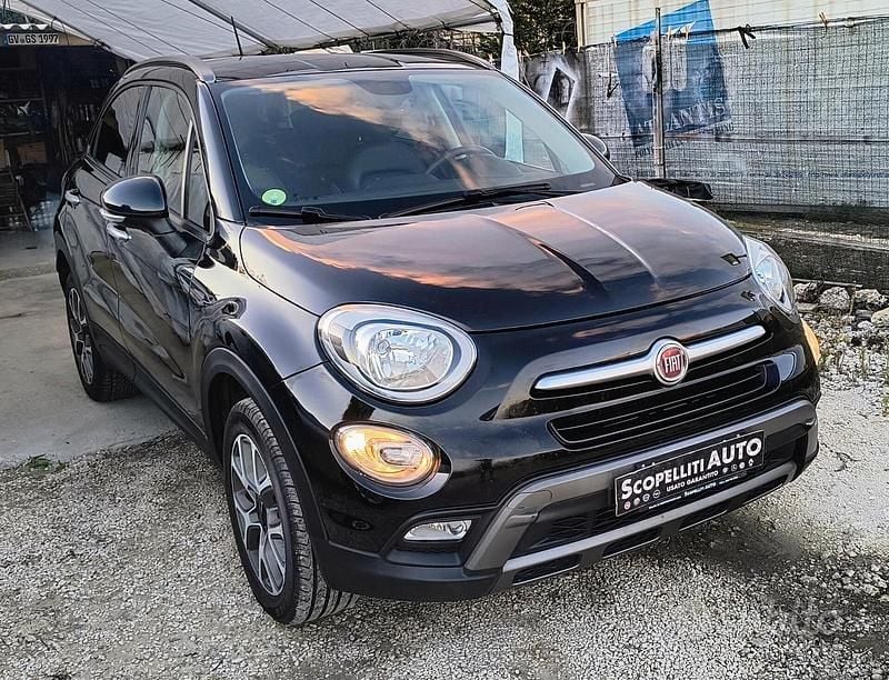 Usata Fiat 500X 140 CV (102 kW) 2016 Nero SUV